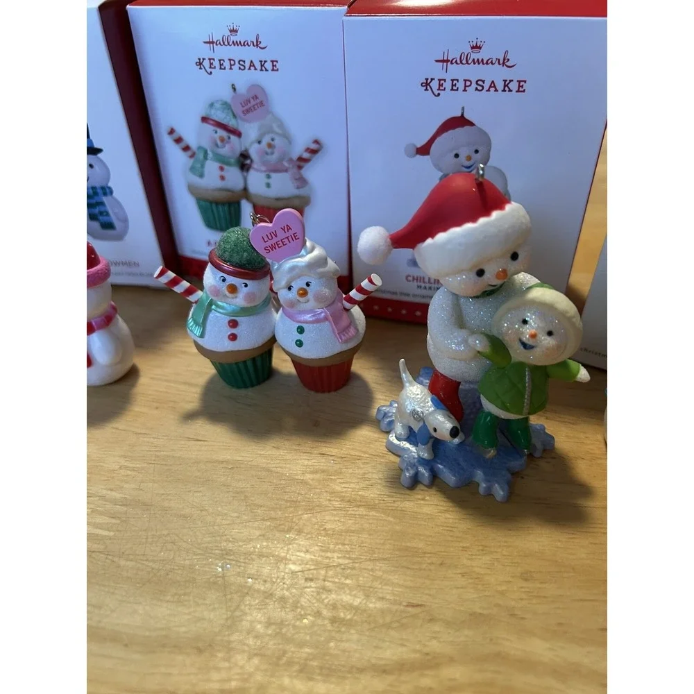 Hallmark Keepsake Ornaments Snowman Lot Of 7 Cupcakes Hugs Ice Skating Snowflake